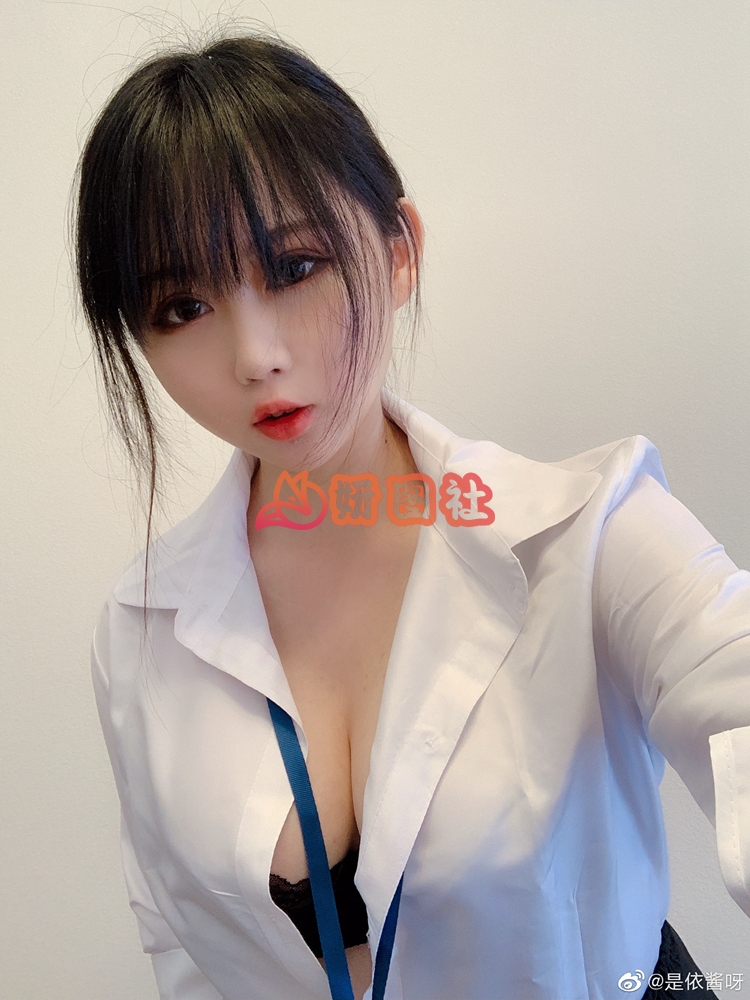 图片[1]-yantu56、童颜巨乳Coser是依酱呀INS_写真合集[727P1.5G]-琉璃社