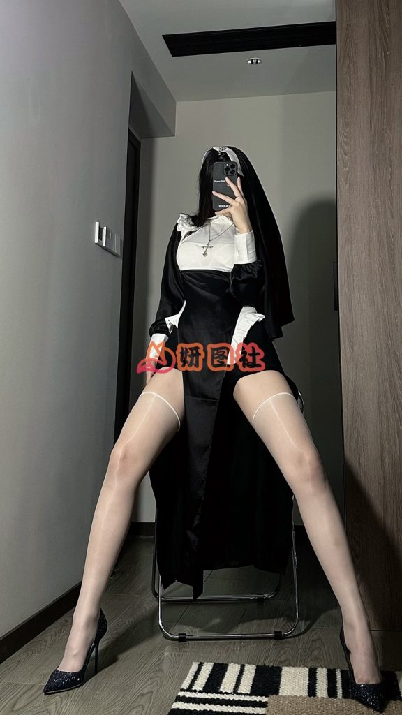 图片[2]-yantu243、陈佩奇yyyy(粉色的猪)微密圈视图资源合集[3761P364V13.7G]-琉璃社