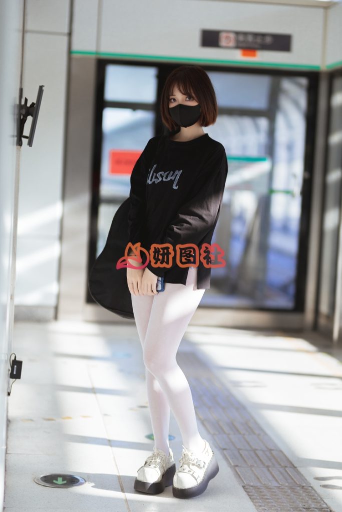 图片[5]-yantu347、洛桑W伊梓 图集打包下载 [10 套]-琉璃社